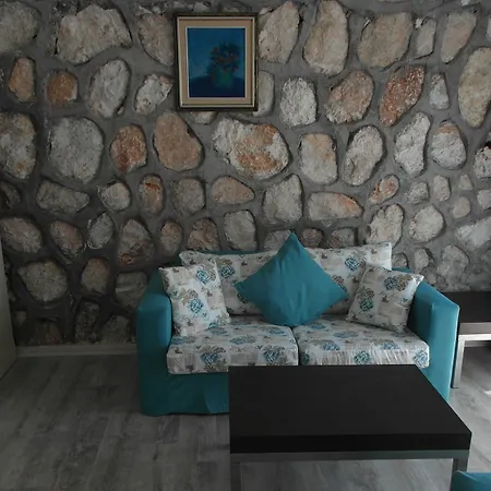 3t 3* Kalkan