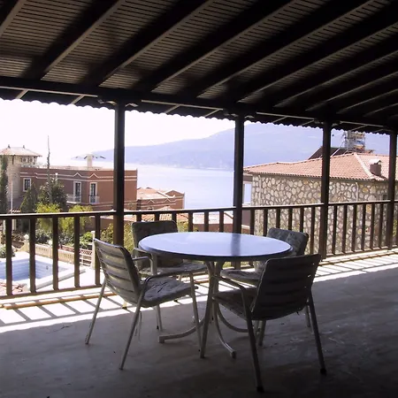 3t 3* Kalkan